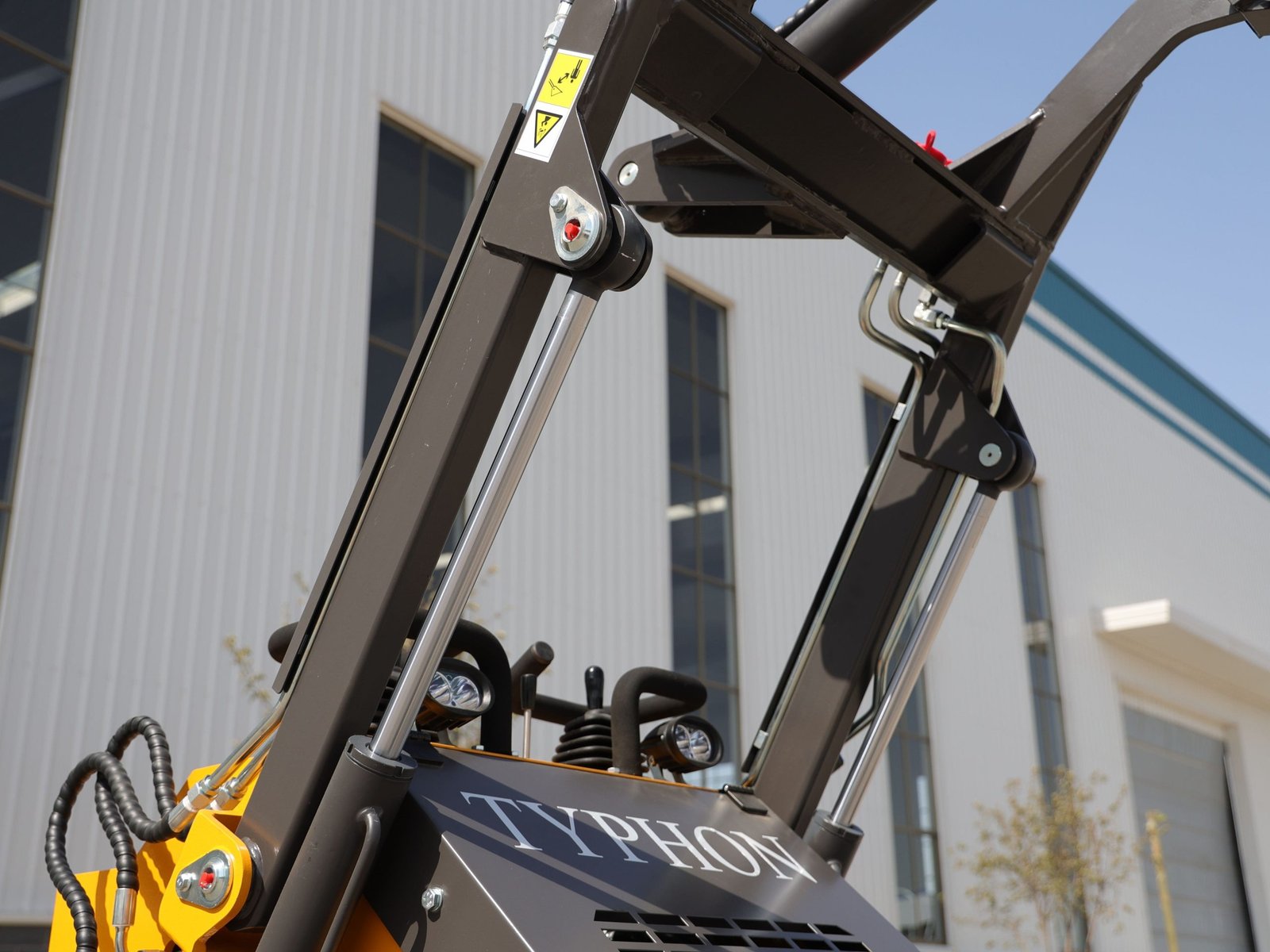 Top Compact & Mini Excavator Diggers- TYPHON Machinery Brand New TYPHON STOMP 2000lbs Mini Skid Steer Loader