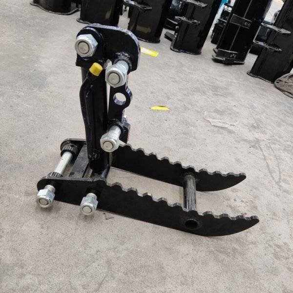 Hydraulic Thumb Clip Attachment