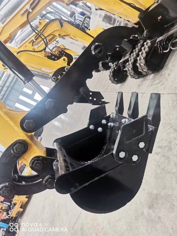 TYPHON Attachments Hydraulic Thumb Clip Attachment for Mini Excavators USA - Image 6