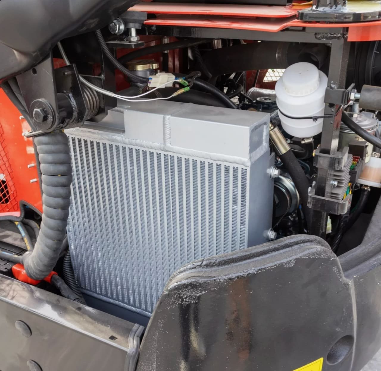 Top Compact & Mini Excavator Diggers- TYPHON Machinery New 4,000 lb TYPHON Lux Mini Excavator Rubber Track with Kubota Diesel Engine USA - Image 28