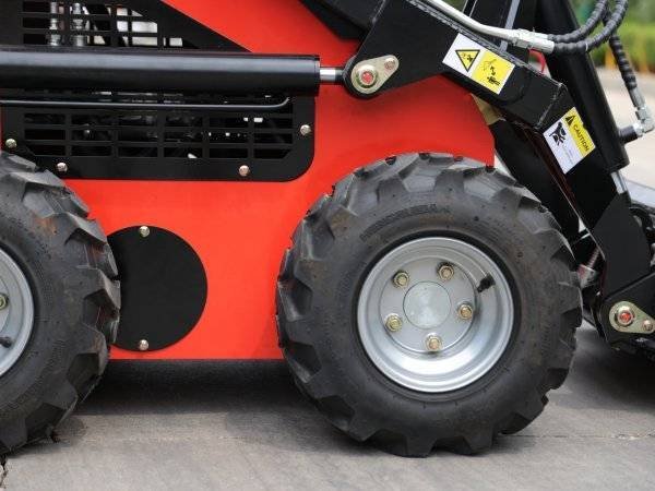 Brand New TYPHON STOMP 1800lbs Mini Skid Steer Loader 23HP Wheel Gas EPA B & S Engine USA - Image 10