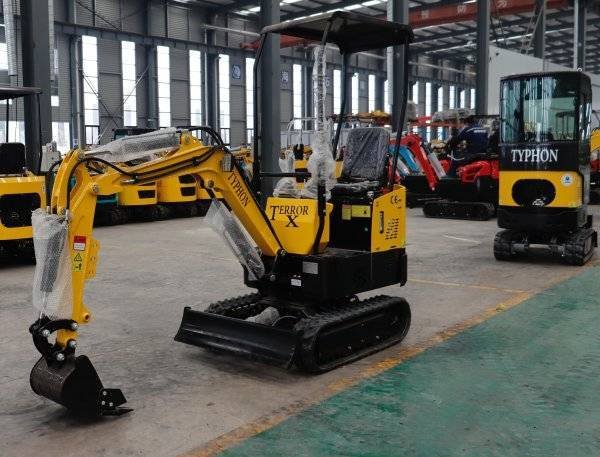 TYPHON TERROR X STORM Mini Excavator – 1 Ton Trench Digger with Canopy, Hydraulic Thumb Clip, Bucket USA - Image 8