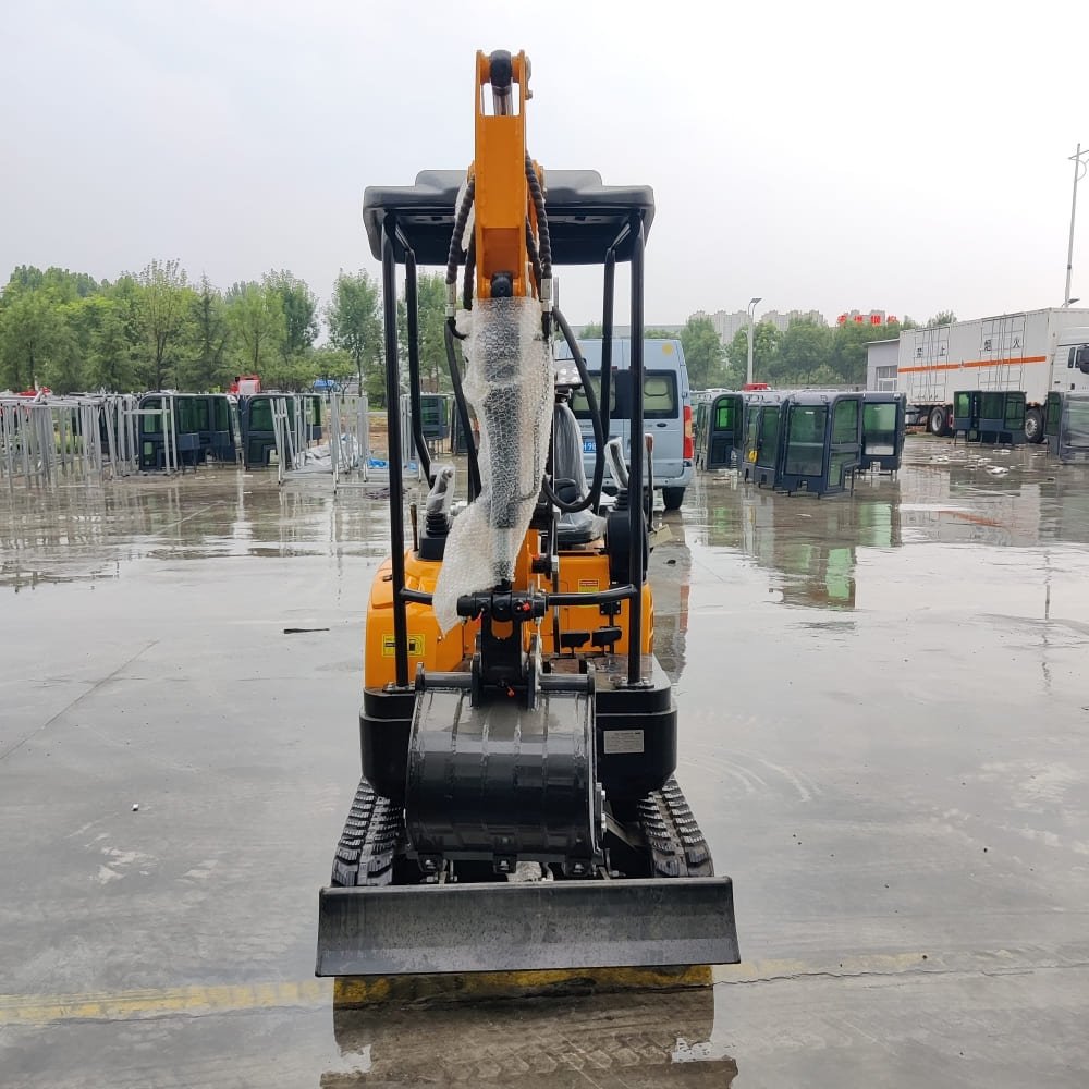 Top Compact & Mini Excavator Diggers- TYPHON Machinery TYPHON TERROR XVIII Mini Excavator – 4000lbs EPA Certified USA KUBOTA D902 engine - Image 11