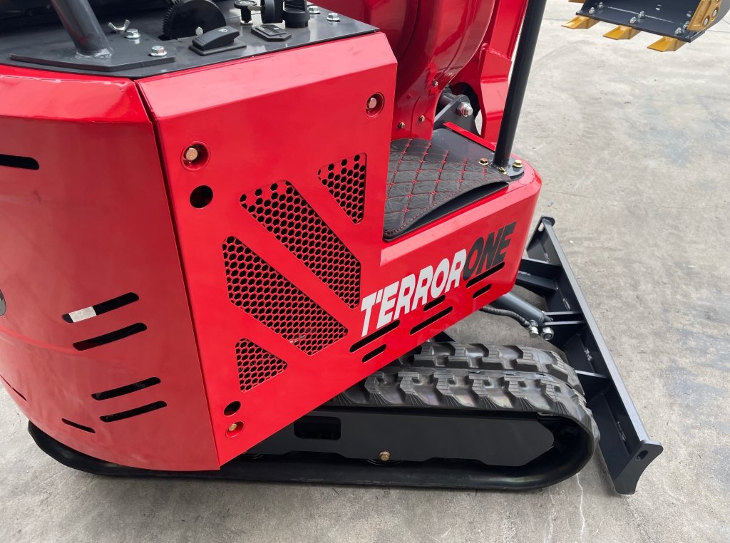 Top Compact & Mini Excavator Diggers- TYPHON Machinery TYPHON TERROR ONE STORM 1 Ton Mini Excavator Trench Digger with Hydraulic Oil Cooler Canopy & Wide Bucket Ideal for Garden, Farm, Park & Road Work Digging, Drilling, Bull-Dozing - Image 16