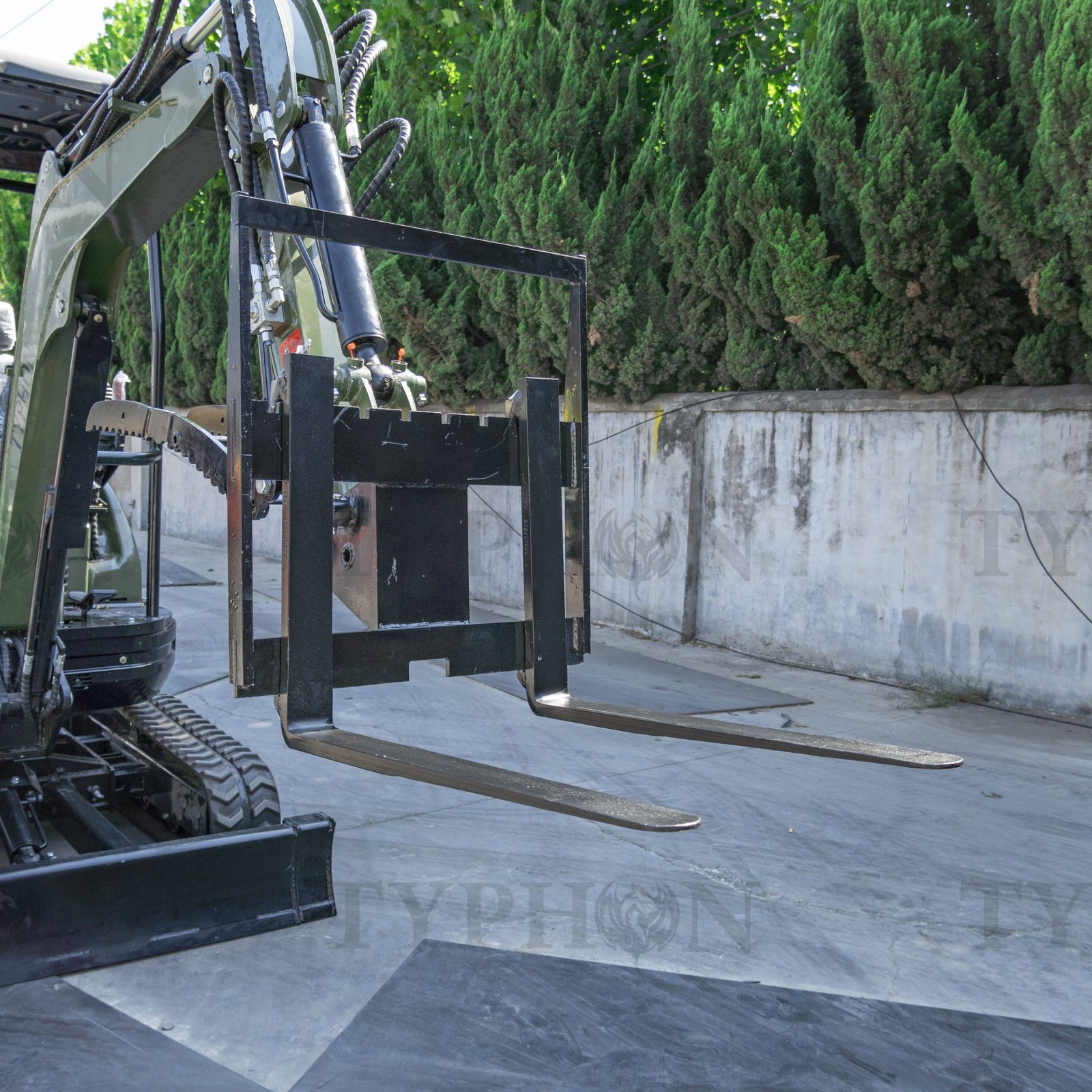 Top Compact & Mini Excavator Diggers- TYPHON Machinery Pallet Fork Attachment for 2.5-3 ton Mini Excavator Adjustable Stabilizer Bar USA - Image 5